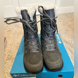 LIKE NEW Women’s Grey Waterproof Columbia Ice Maiden Snow Boot Size 9.5